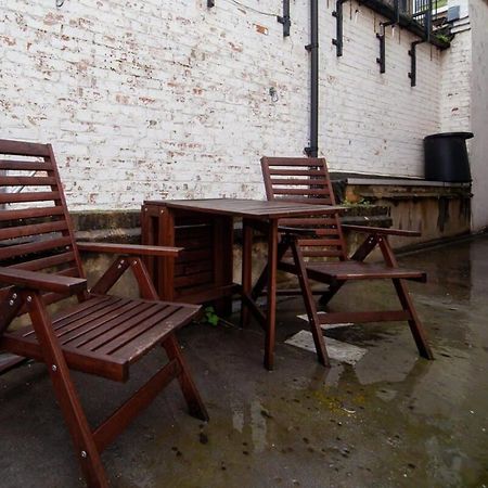 Lovely 2 Bedroom Apartment In Tooting ロンドン エクステリア 写真