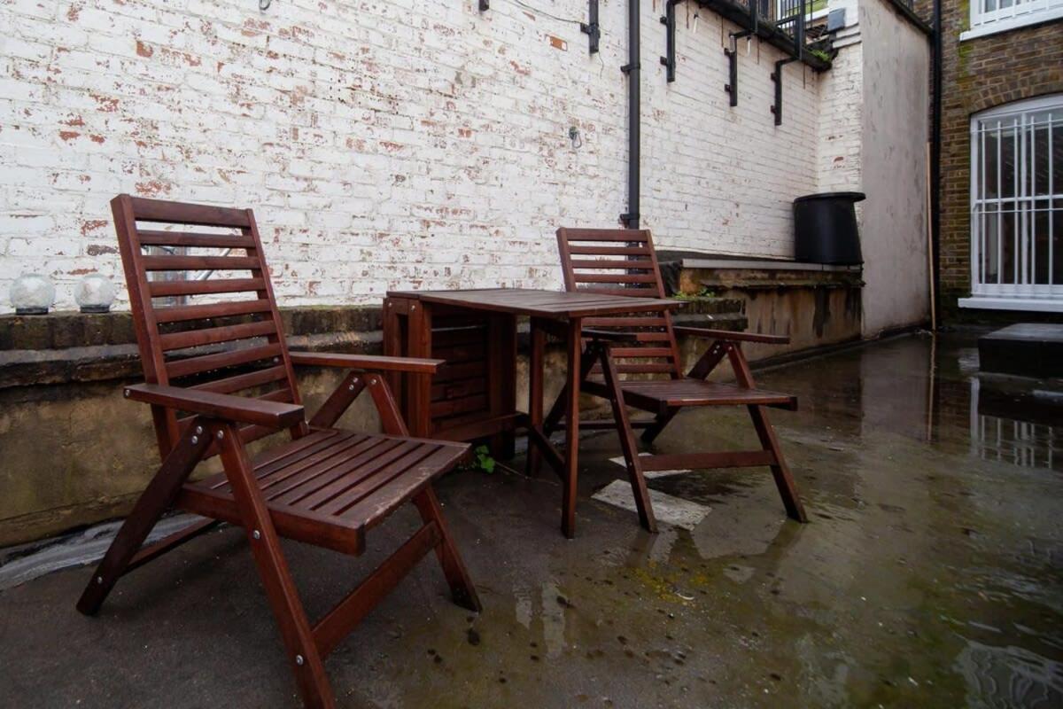 Lovely 2 Bedroom Apartment In Tooting ロンドン エクステリア 写真