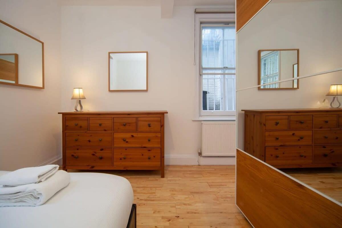 Lovely 2 Bedroom Apartment In Tooting ロンドン エクステリア 写真